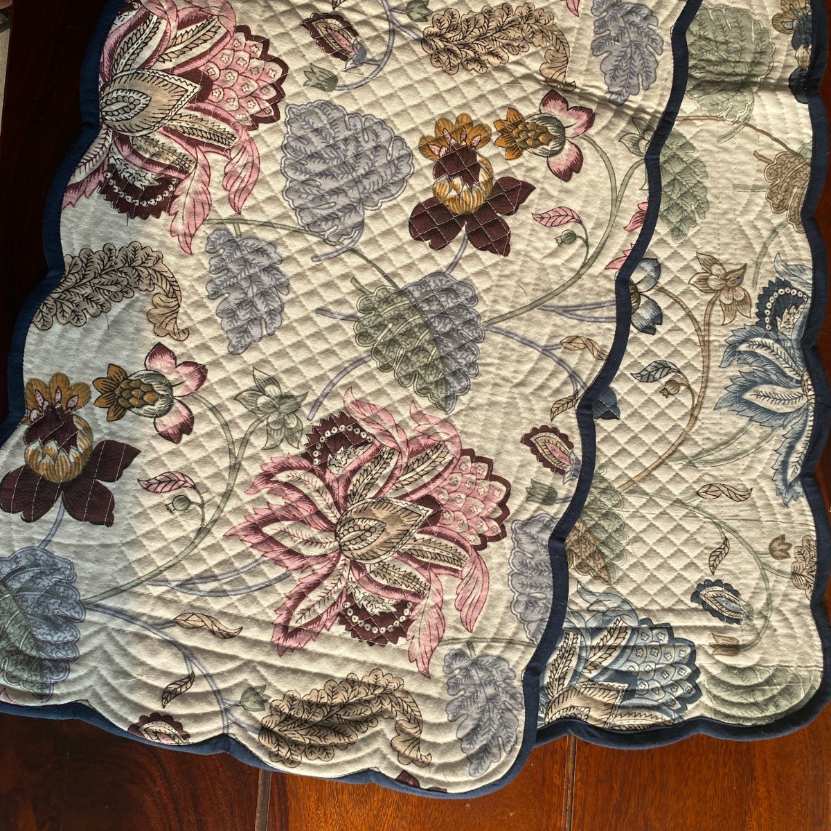 Ornate Flora Reversible Table Runner, 100% cotton, 13" x 72" - Coral Slub - 