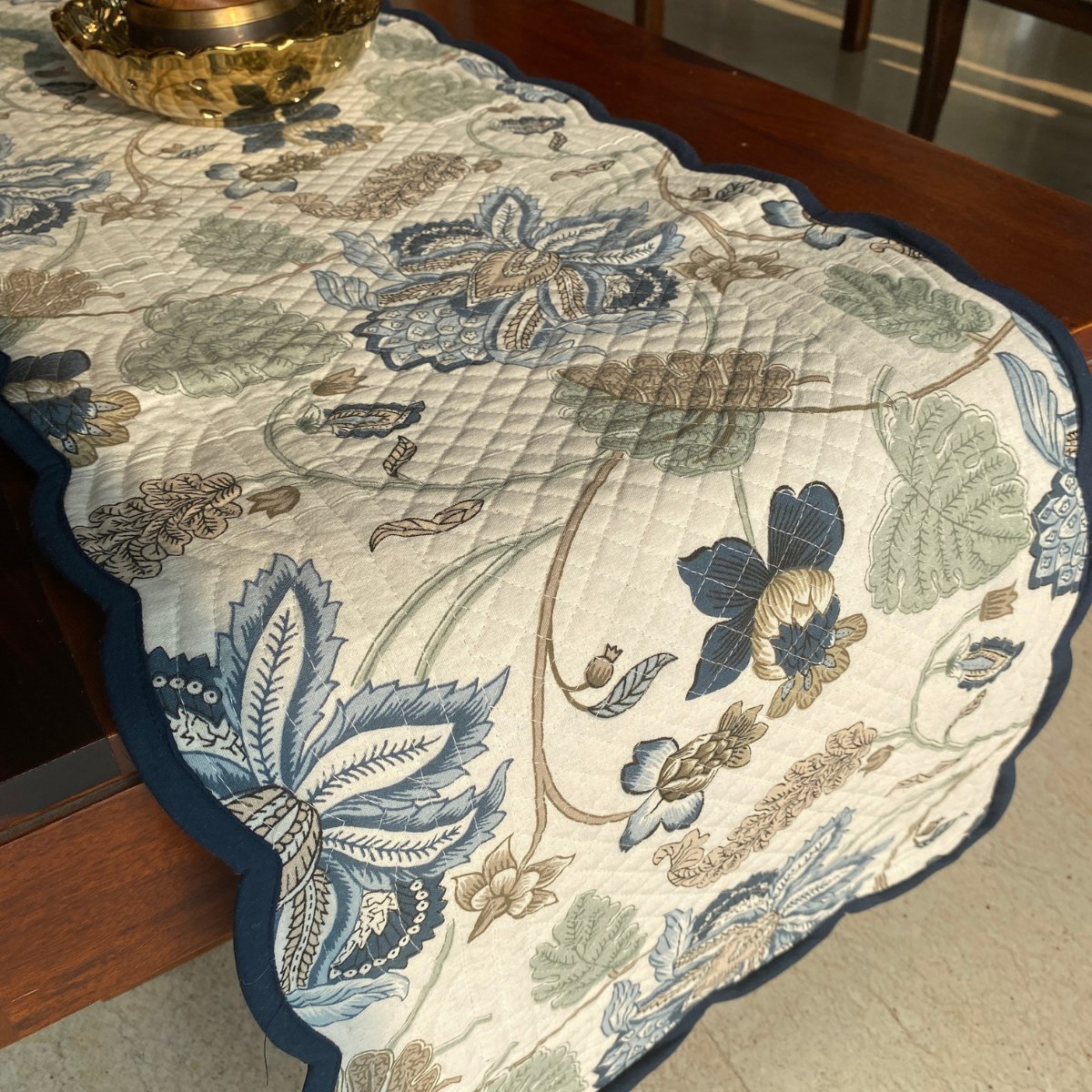 Ornate Flora Reversible Table Runner, 100% cotton, 13" x 72" - Coral Slub - 