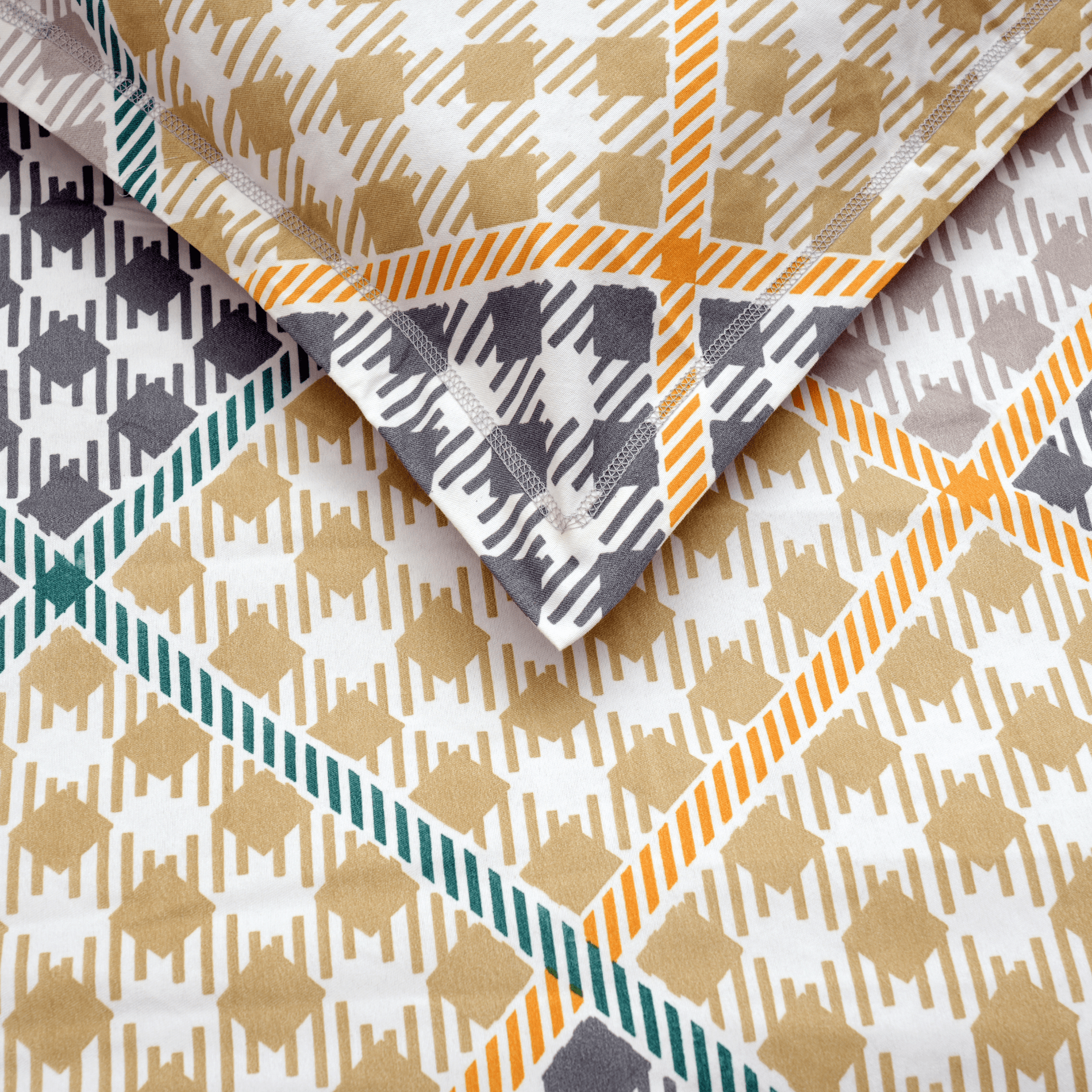 Pack of 2 Queen Size Bedsheets 90" x 100" - Geo Harmony and Triad - Coral Slub - 