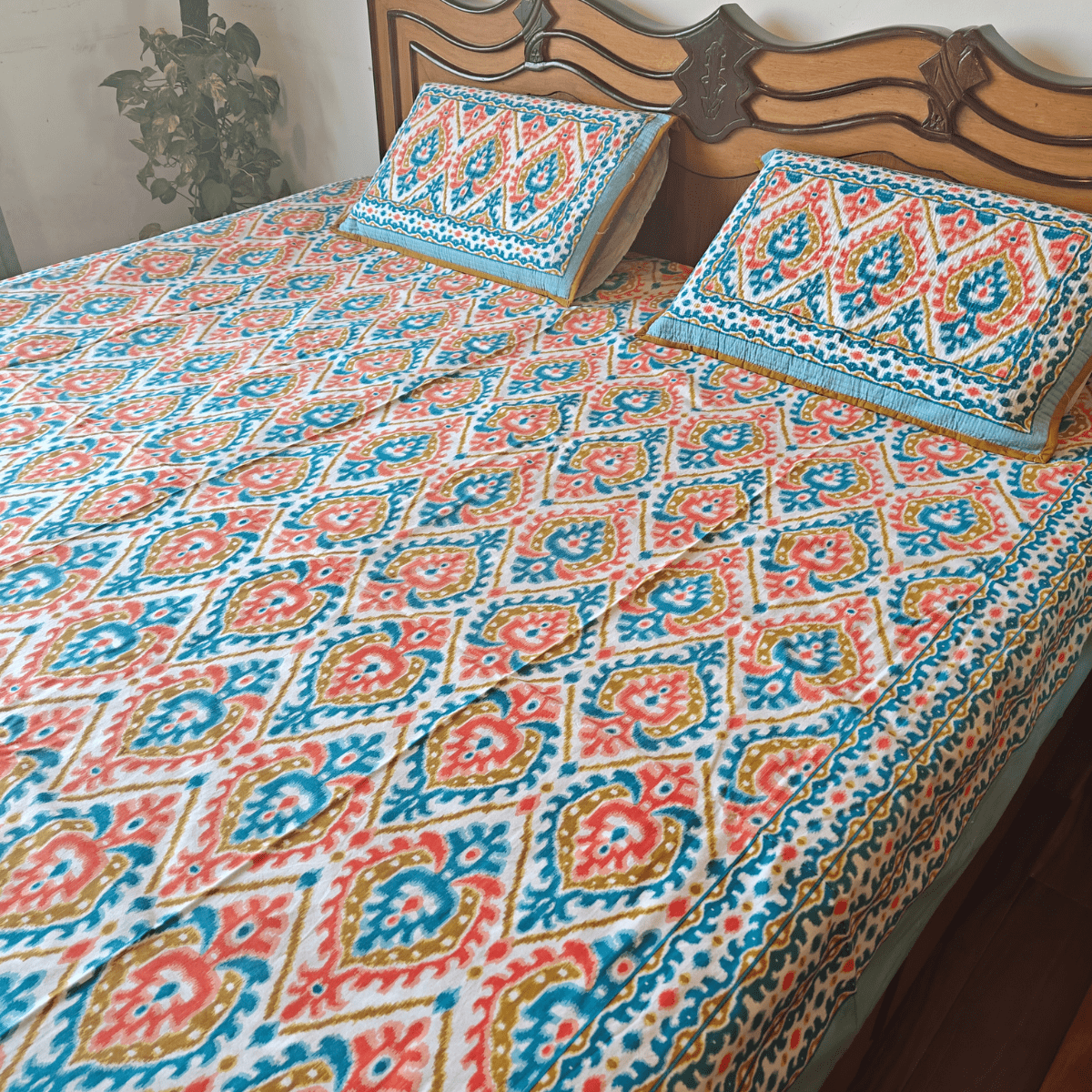 Palash Cotton Bedsheet with Quilted Pillow Covers – 100" x 108" - Coral Slub - 