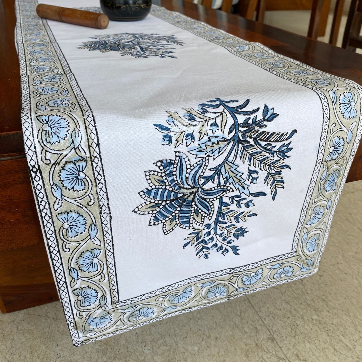 Parizad Table Runner, 100% cotton, 13" x 72" - Coral Slub - 