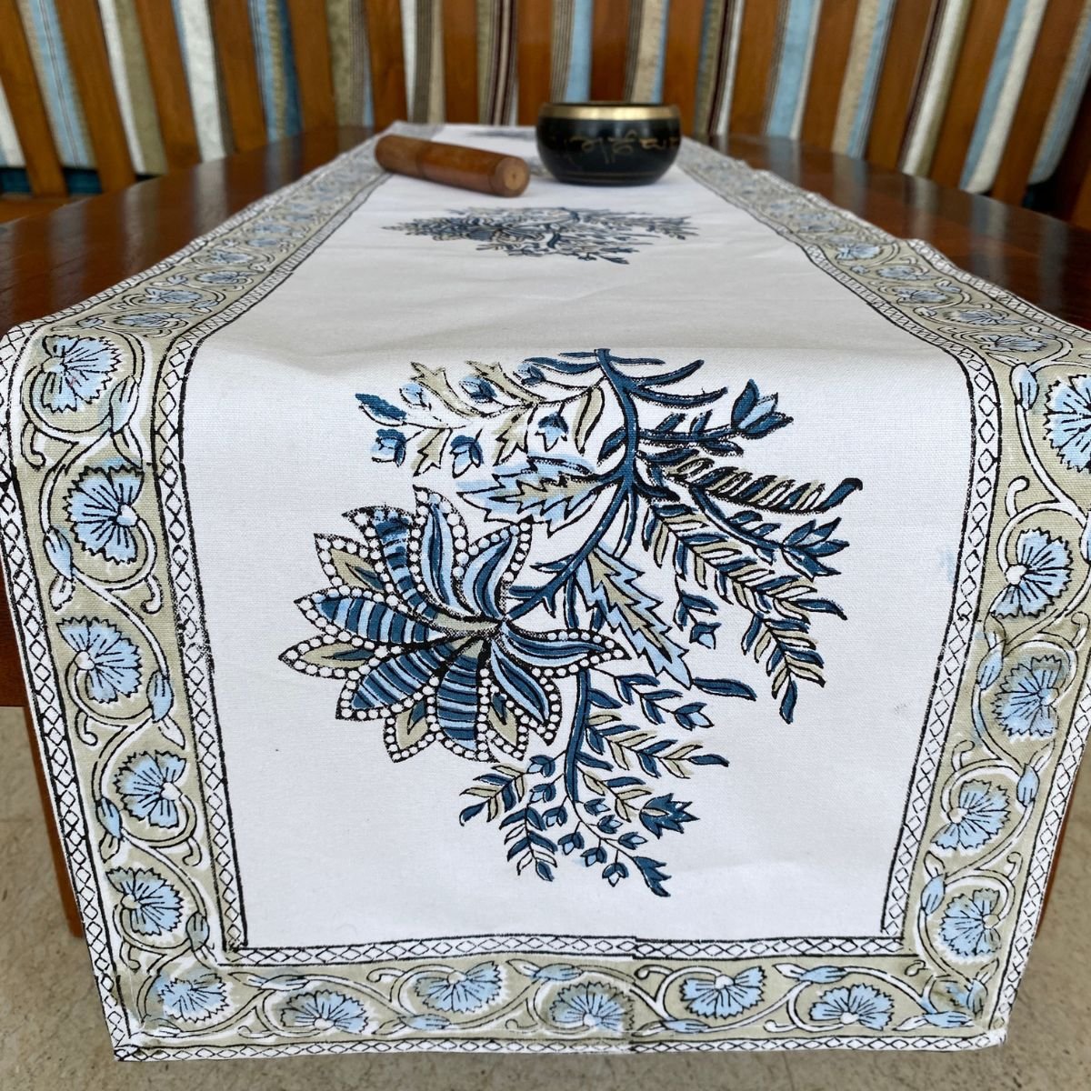 Parizad Table Runner, 100% cotton, 13" x 72" - Coral Slub - 