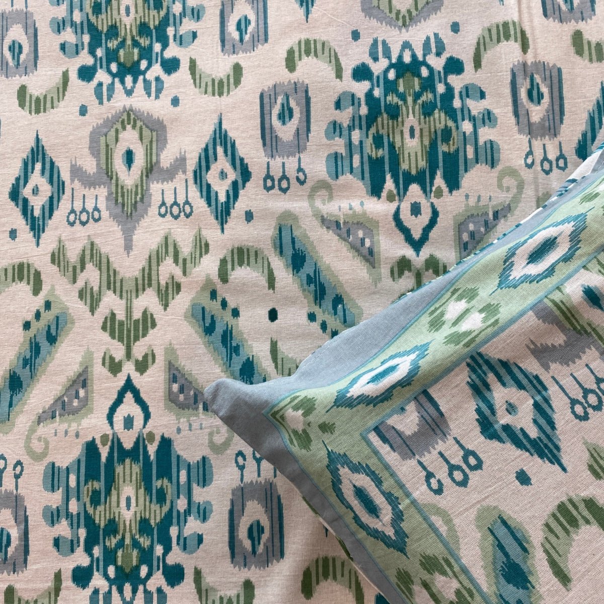 Patola Ikat Print Bedsheet Set, King Size, 100" x 108" - Coral Slub - 