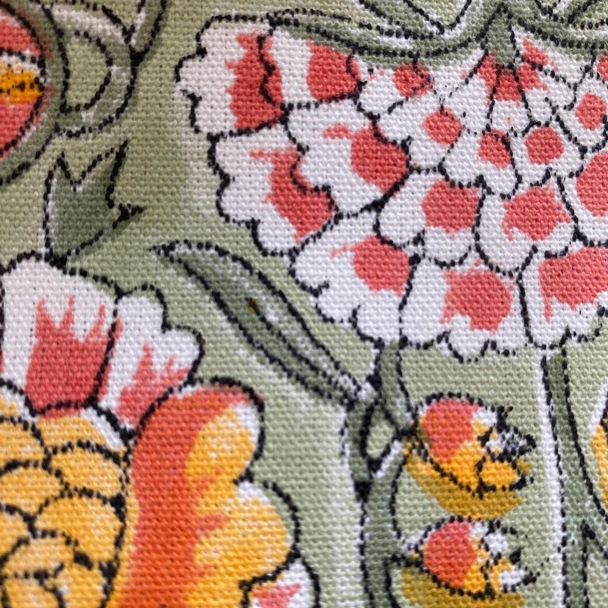 Phulwari Table Runner, 100% cotton, 13" x 72" - Coral Slub - 