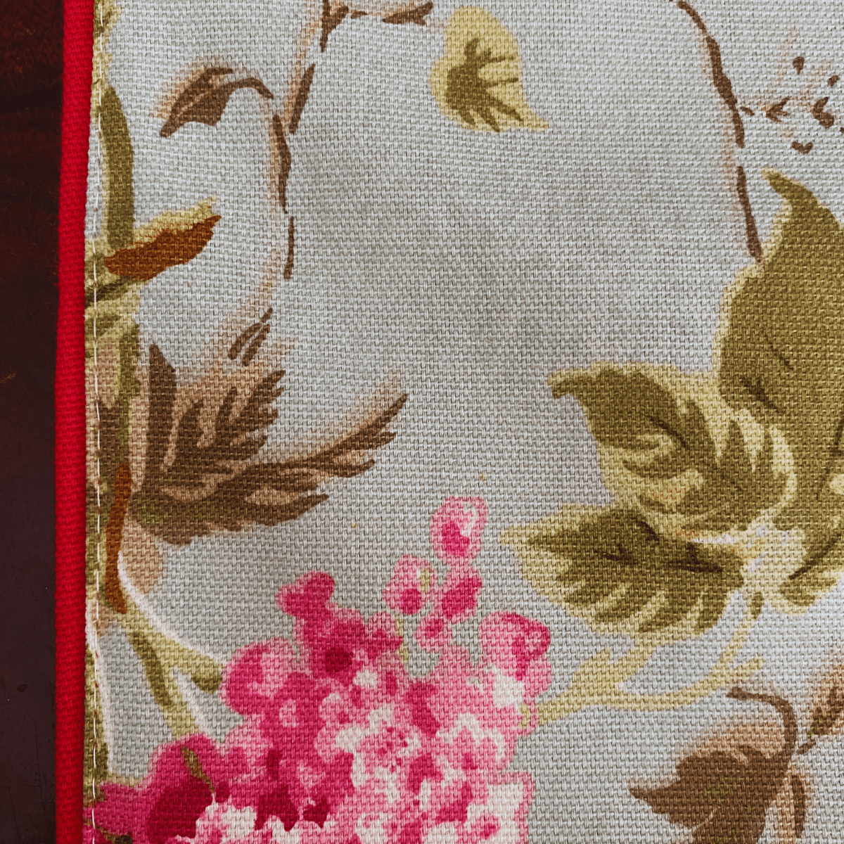 Rose Printed Table Runner, 100% cotton, 13" x 72" - Coral Slub - 