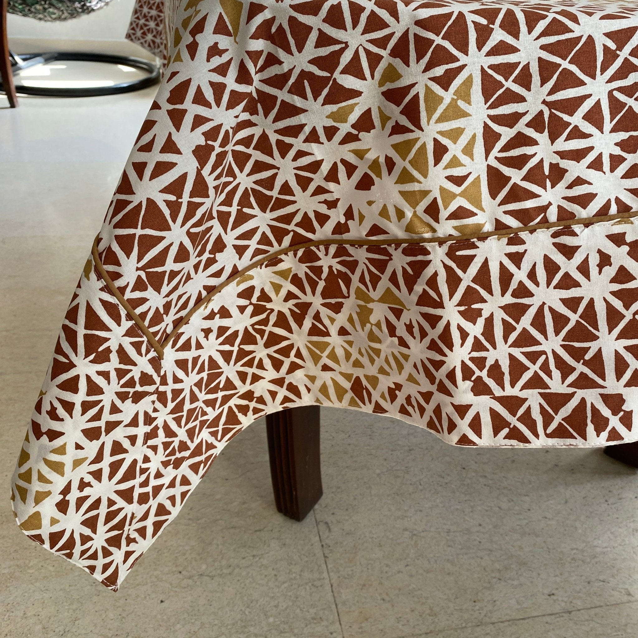 Rust Kaleidoscope 6 Seater Dining Table Cover, 100% Cotton, 60" x 90" - Coral Slub - 