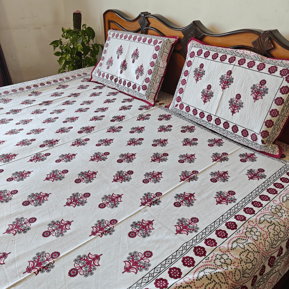 Saaz Cotton Bedsheet with Quilted Pillow Covers – 100" x 108" - Coral Slub - 