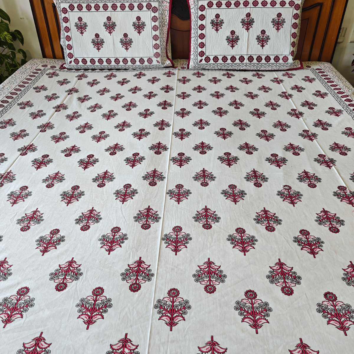 Saaz Cotton Bedsheet with Quilted Pillow Covers – 100" x 108" - Coral Slub - 