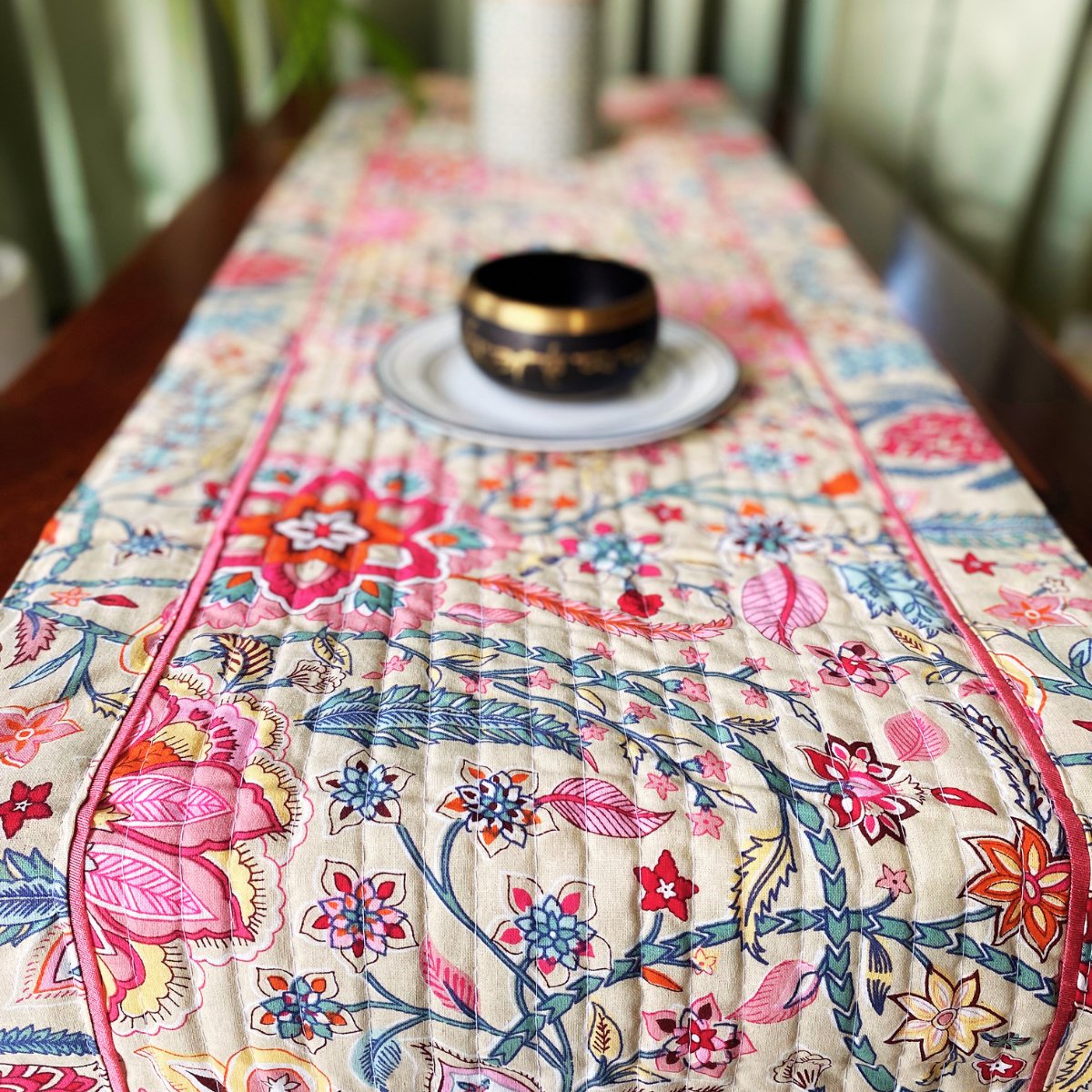 Sandstone Garden Print Table Runner, 100% cotton, 15" x 72" - Coral Slub - 