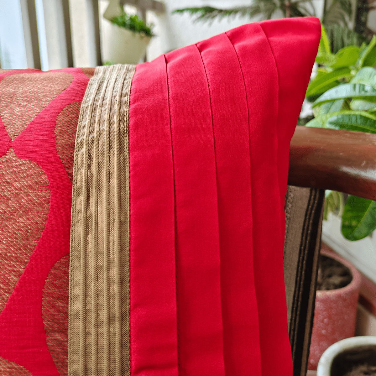 Sunflare Red Cushion Cover, 16" x 16", Pack of 1 - Coral Slub - 