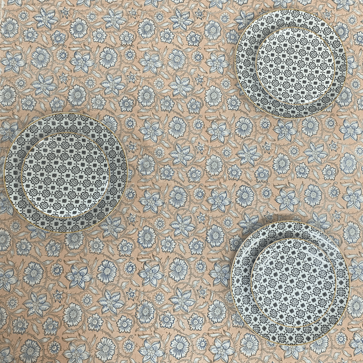 Tropical 6 Seater Dining Table Cover, 100% Cotton, 60" x 90" - Coral Slub - 