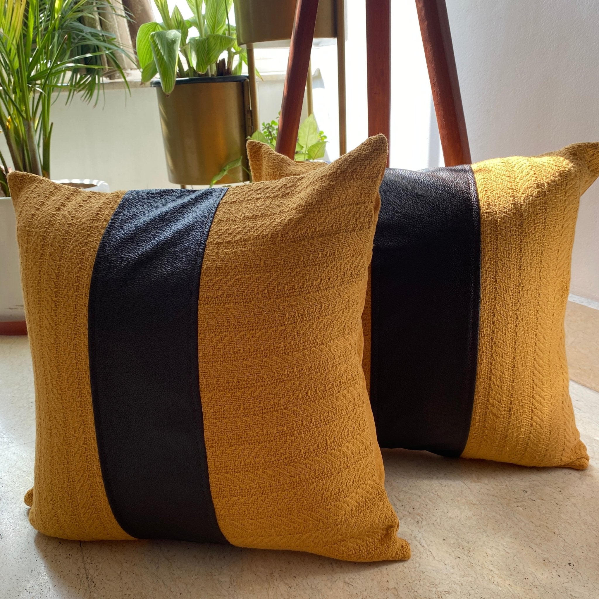 Urban Edge Cushion Covers Dandelion, Pack of 2, 16" x 16" - Coral Slub - 