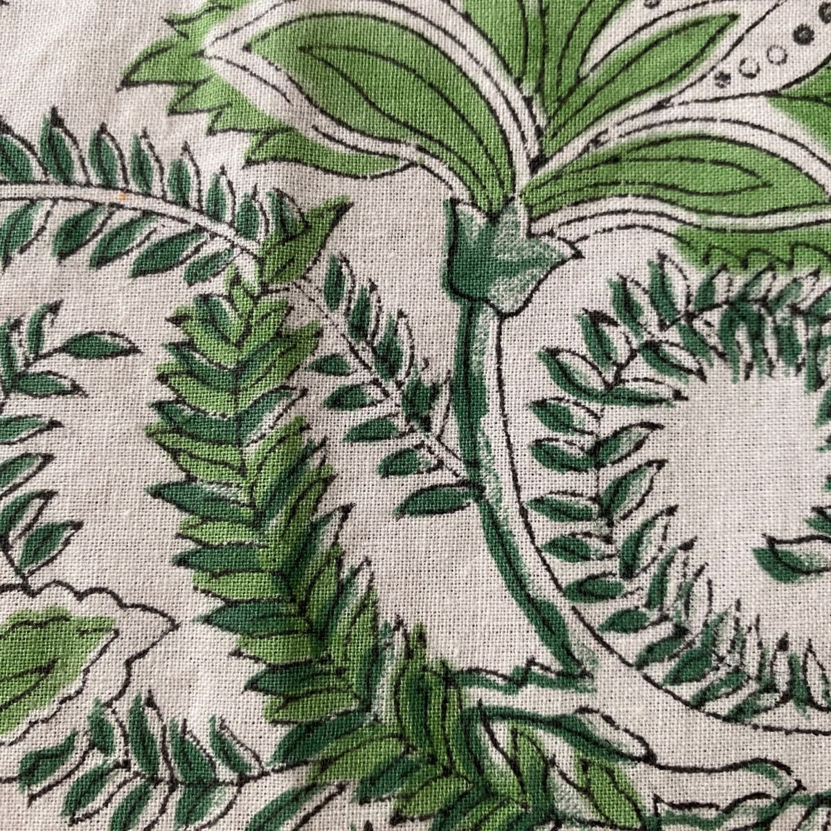 Vatika 6 Seater Dining Table Cover, 100% Cotton, 60" x 90" - Coral Slub - 