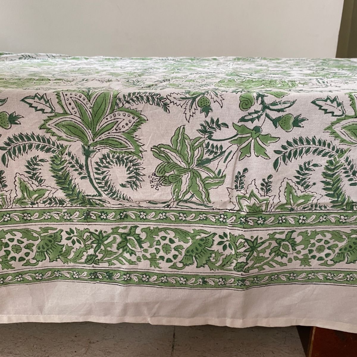 Vatika 6 Seater Dining Table Cover, 100% Cotton, 60" x 90" - Coral Slub - 