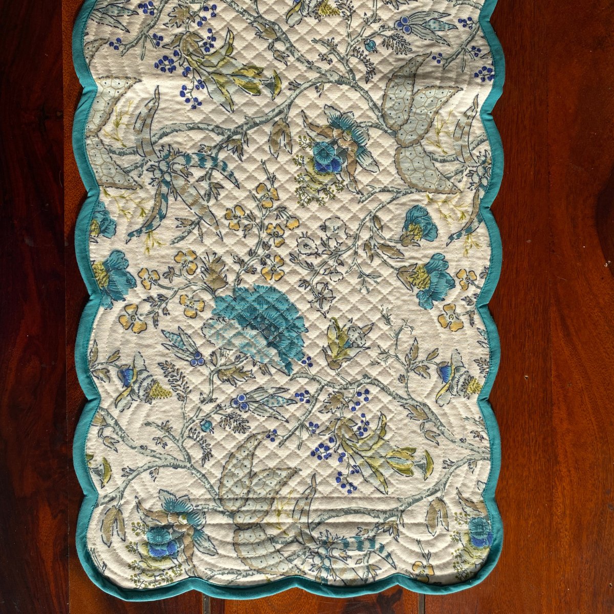 Vintage Blossom Reversible Table Runner, 100% cotton, 13" x 72" - Coral Slub - 